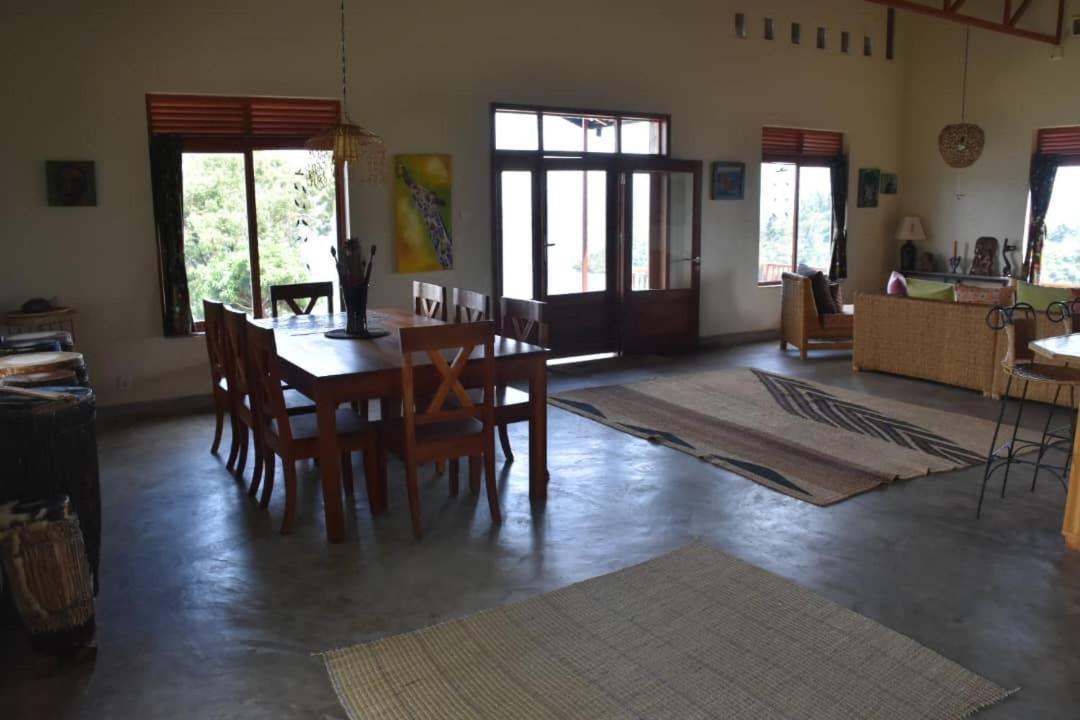 Amazi Land Home And Farm Stay Kibuye Exteriér fotografie